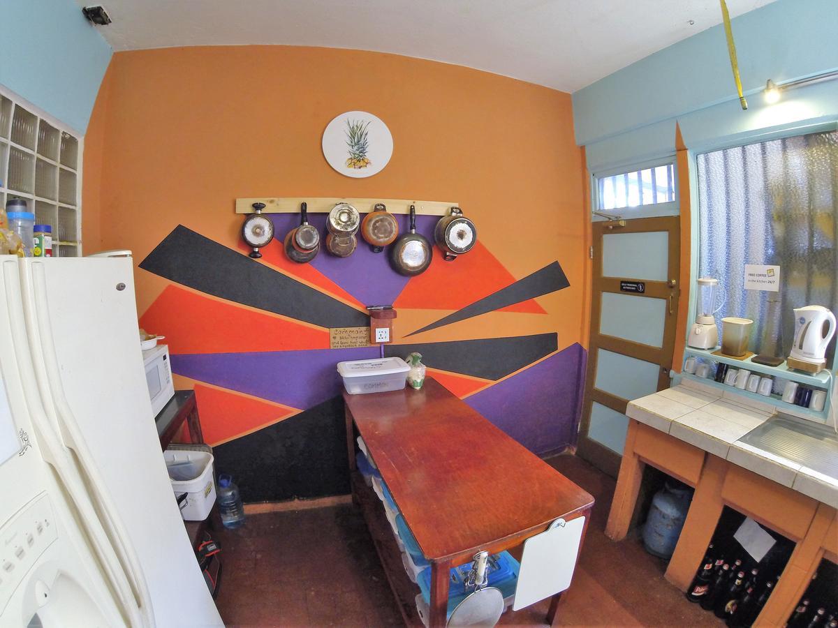 Relax Hostel Сан-Хосе Экстерьер фото